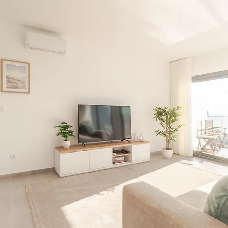 Caminho Real Guest Ii *